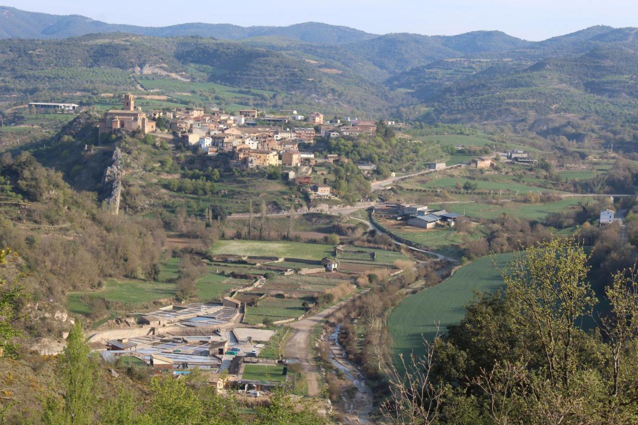 Albergue Sierra De Arbe Naval Bagian luar foto